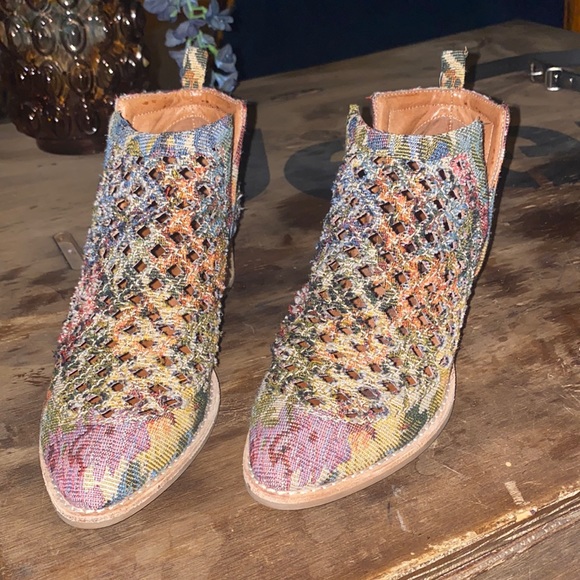 Jeffrey Campbell Shoes - Jeffrey Campbell Taggart Floral Tapestry Booties